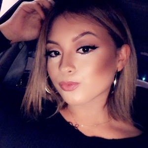 Meet your Posher, Jocelyn